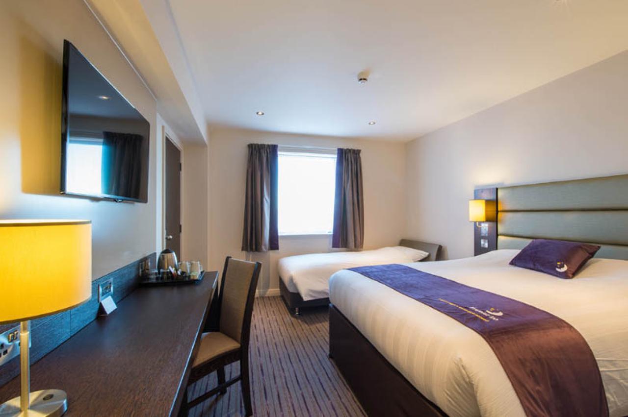 Premier Inn London Eltham Exterior foto