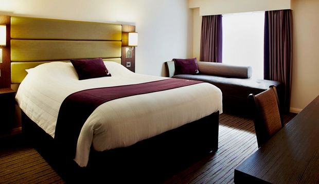 Premier Inn London Eltham Exterior foto